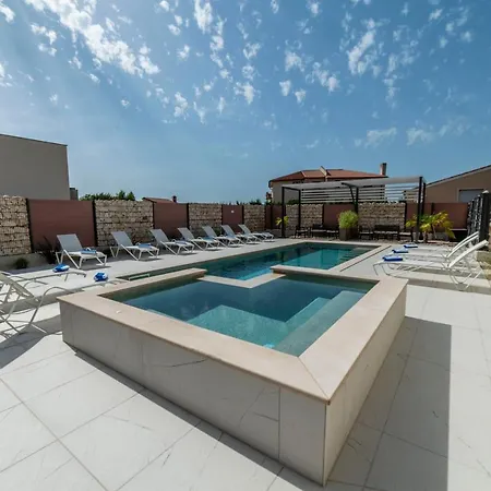 Pinna - Tonna Apartment Pula