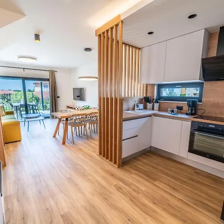 Pinna - Tonna Appartamento Pola