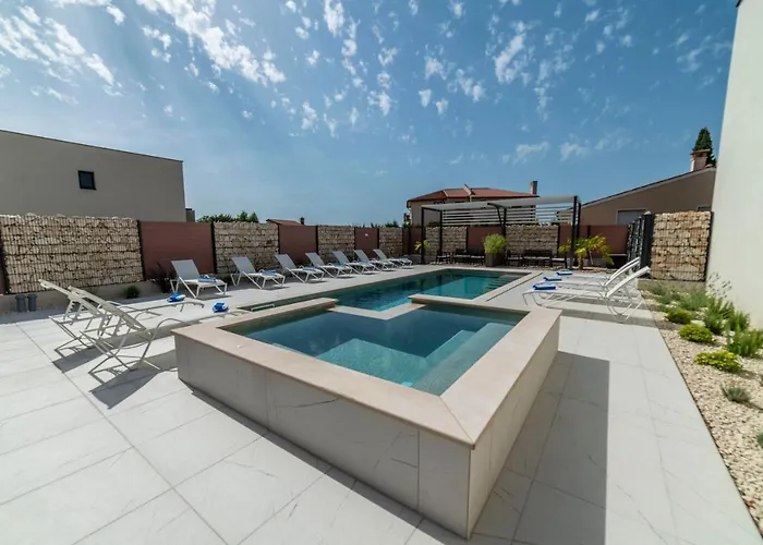 Pinna - Tonna Appartement Pula