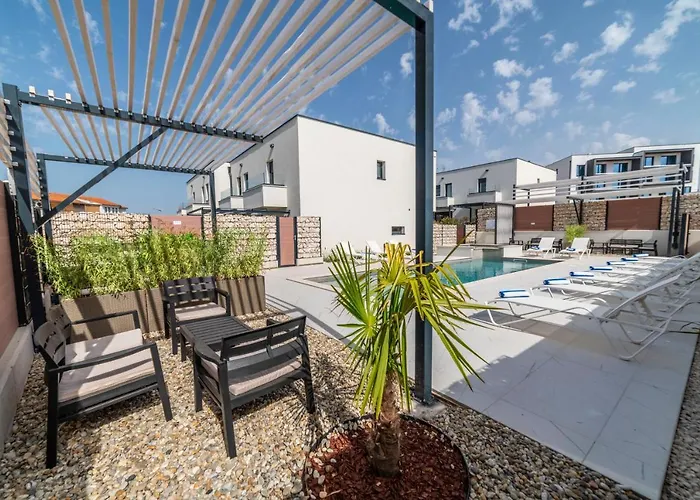 Apartment Pinna - Tonna *