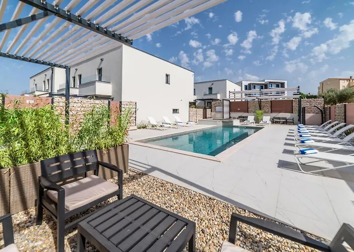 Pinna - Tonna Apartment