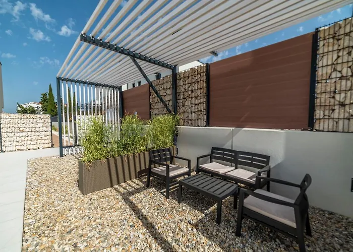 Pinna - Tonna Apartment *