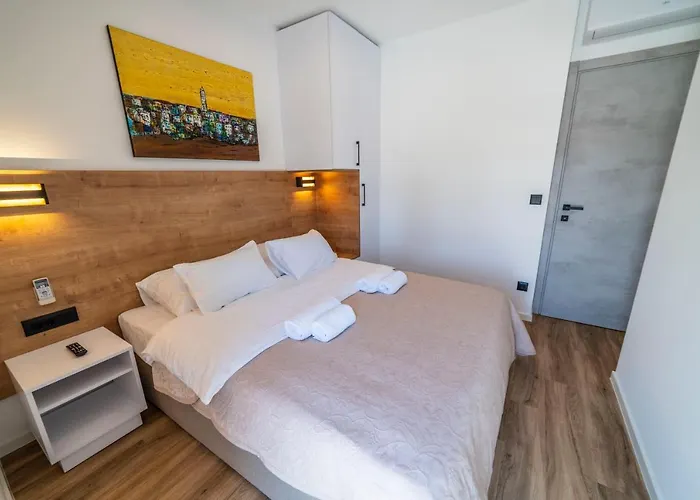 Pinna - Tonna Apartment