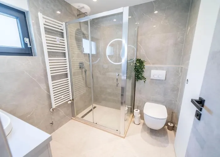 Pinna - Tonna פולה